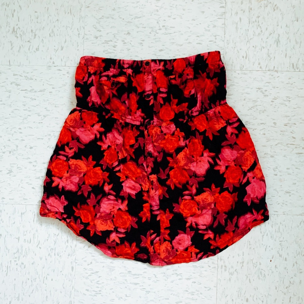 Nollie Strapless Floral Top